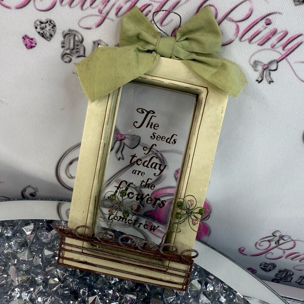 Vintage decor wall hanging Cream Photo Frame with Green Bow - Home Accents
